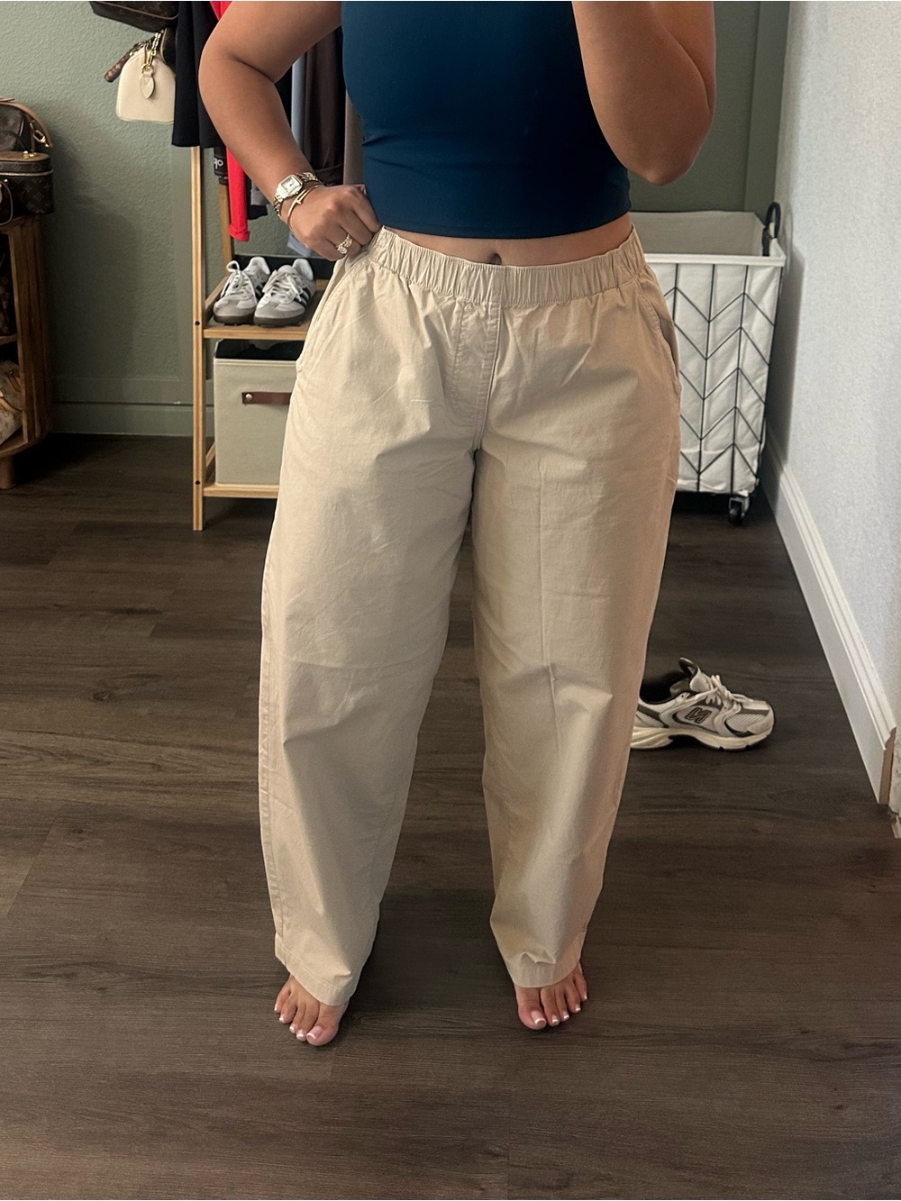 American Eagle barrel stretch pants